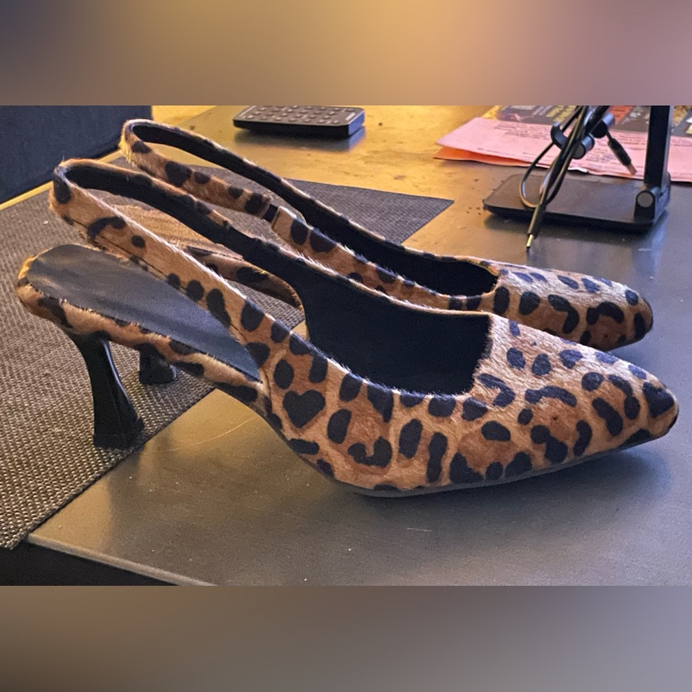 Leopard Print Slingback Heels - Picture 2 of 3